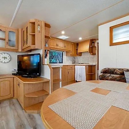 Lodge 112 *